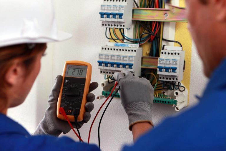 4 astuces pour les apprentis Électriciens de construction au Québec
